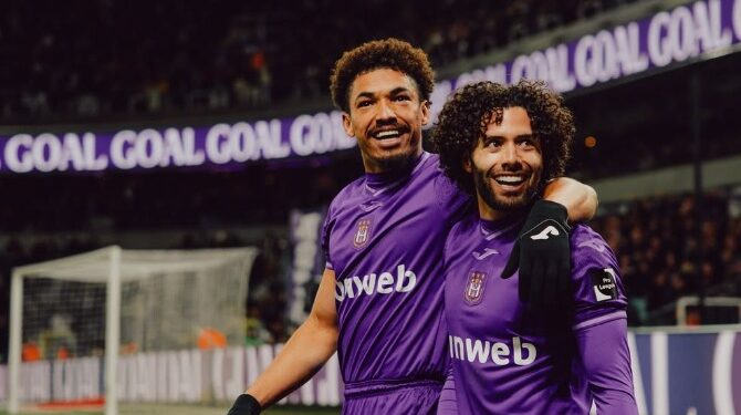 CÉSAR HUERTA BRILLA EN BÉLGICA Y MOTIVA A FUTBOLISTAS MEXICANOS