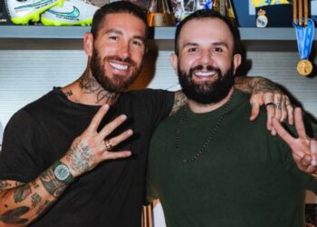 SERGIO RAMOS SE PREPARA PARA SU DEBUT MUSICAL CON CARÍN LEÓN