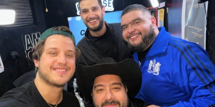 ADRIÁN MARCELO REVELA QUE COMPRÓ TERRENO DE 10 MDP 1 ADRIÁN MARCELO REVELA QUE COMPRÓ TERRENO DE 10 MDP