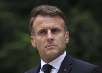 MACRON ACUSA A PUTIN DE PONER EN RIESGO LA SEGURIDAD MUNDIAL