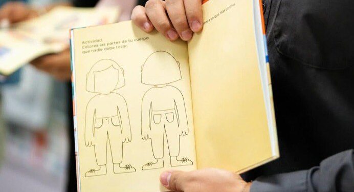 LANZA DIF DE SALINAS CAMPAÑA PARA PREVENIR Y ATENDER EL ABUSO SEXUAL EN MENORES A TRAVÉS DEL CUENTO INFANTIL 'NOA APRENDE A CONTAR SECRETOS'. 1 LANZA DIF DE SALINAS CAMPAÑA PARA PREVENIR Y ATENDER EL ABUSO SEXUAL EN MENORES A TRAVÉS DEL CUENTO INFANTIL ‘NOA APRENDE A CONTAR SECRETOS’.