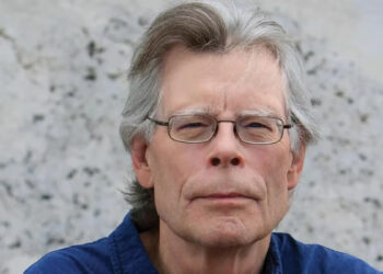 STEPHEN KING REESCRIBE SU NUEVA NOVELA TRAS CRÍTICA DE SU ESPOSA