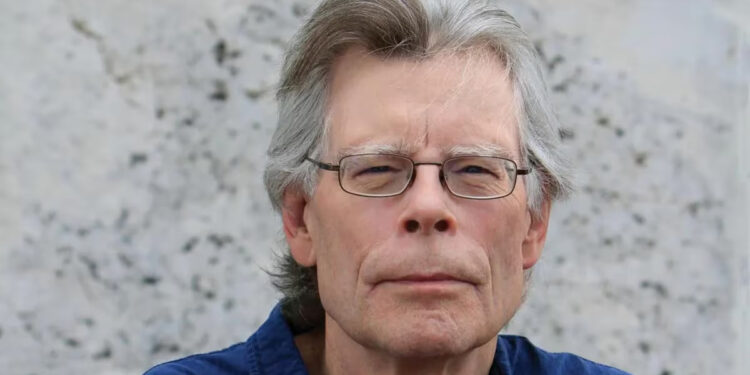 STEPHEN KING REESCRIBE SU NUEVA NOVELA TRAS CRÍTICA DE SU ESPOSA 1 STEPHEN KING REESCRIBE SU NUEVA NOVELA TRAS CRÍTICA DE SU ESPOSA