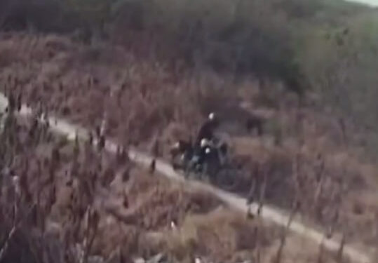 CAPTAN CÁMARAS INCENDIOS PROVOCADOS EN GARCÍA; EXHIBE SAMUEL A HOMBRE PRENDIENDO FUEGO Y ESTACAS CON GASOLINA 1 CAPTAN CÁMARAS INCENDIOS PROVOCADOS EN GARCÍA; EXHIBE SAMUEL A HOMBRE PRENDIENDO FUEGO Y ESTACAS CON GASOLINA