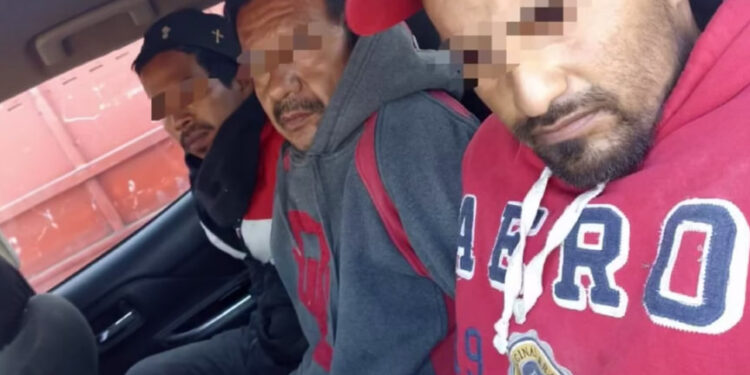 DETIENE POLICÍA DE SALINAS VICTORIA A PROVOCADORES DE INCENDIOS; CAPTA VIDEO A 3 HOMBRES EN MOTOCICLETAS PRENDIENDO FUEGO EN TERRENO BALDÍO. 1 DETIENE POLICÍA DE SALINAS VICTORIA A PROVOCADORES DE INCENDIOS; CAPTA VIDEO A 3 HOMBRES EN MOTOCICLETAS PRENDIENDO FUEGO EN TERRENO BALDÍO.