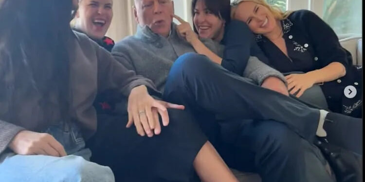 DEMI MOORE COMPARTE EMOTIVAS FOTOS DEL 70º CUMPLEAÑOS DE BRUCE WILLIS 1 DEMI MOORE COMPARTE EMOTIVAS FOTOS DEL 70º CUMPLEAÑOS DE BRUCE WILLIS