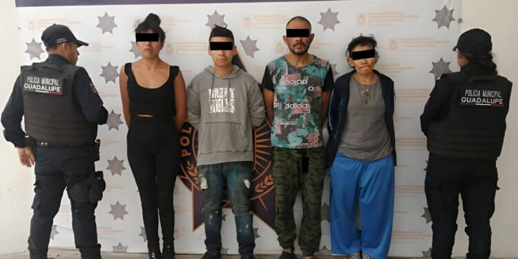 DETIENEN A CUATRO POR PROVOCAR INCENDIOS EN RÍO SANTA CATARINA 1 DETIENEN A CUATRO POR PROVOCAR INCENDIOS EN RÍO SANTA CATARINA