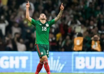 TIGRES APUNTA A LUIS CHÁVEZ COMO SUSTITUTO DE GUIDO PIZARRO