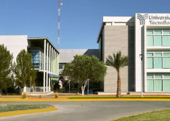 DESMIENTEN PAPÁS DE ‘RUDY’ A TECMILENIO; CALIFICAN COMO DEPLORABLE ACTUACIÓN DE DIRECTIVOS TRAS PRESUNTO ABUSO SEXUAL EN LOS BAÑOS DEL CAMPUS LAS TORRES