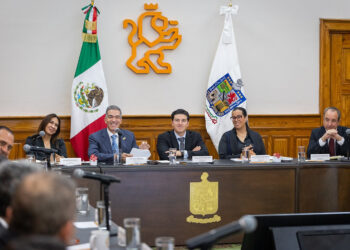 PROPONE SAMUEL A EMPRESAS ESCALONAR HORARIOS PARA REDUCIR EL CAOS VIAL