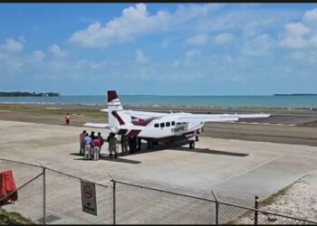 SECUESTRA AVIÓN EN BELICE; EXMILITAR DE EU HIERE A 3 Y MUERE A TIROS