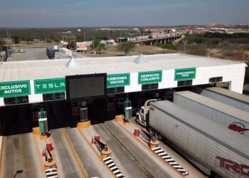 AUTORIZA DEPARTAMENTO DE ESTADO DE EU AMPLIACIÓN DEL PUENTE COLOMBIA; CONSTRUIRÁN 2 VIADUCTOS MÁS PARA AMPLIAR DE 8 A 16 CARRILES. 3 AUTORIZA DEPARTAMENTO DE ESTADO DE EU AMPLIACIÓN DEL PUENTE COLOMBIA; CONSTRUIRÁN 2 VIADUCTOS MÁS PARA AMPLIAR DE 8 A 16 CARRILES.