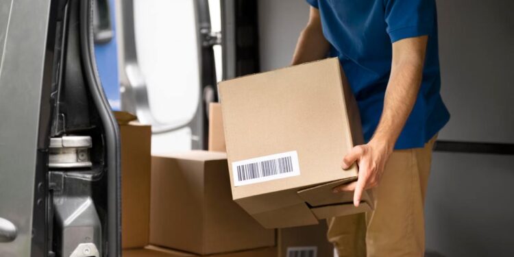 GUERRA COMERCIAL FRENA A GIGANTES DE LA MENSAJERÍA 1 GUERRA COMERCIAL FRENA A GIGANTES DE LA MENSAJERÍA