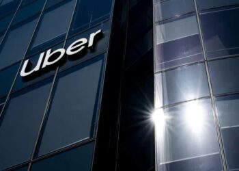 UBER EN PROBLEMAS LEGALES; DEMANDADA POR INSCRIBIR USUARIOS SIN CONSENTIMIENTO