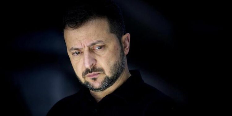 TRUMP ARREMETE CONTRA ZELENSKY 1 TRUMP ARREMETE CONTRA ZELENSKY