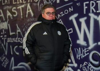 MIGUEL HERRERA ENAMORA A COSTA RICA