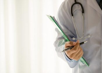 EE.UU. INVESTIGARÁ A MÉDICOS QUE ATIENDEN A MENORES TRANS