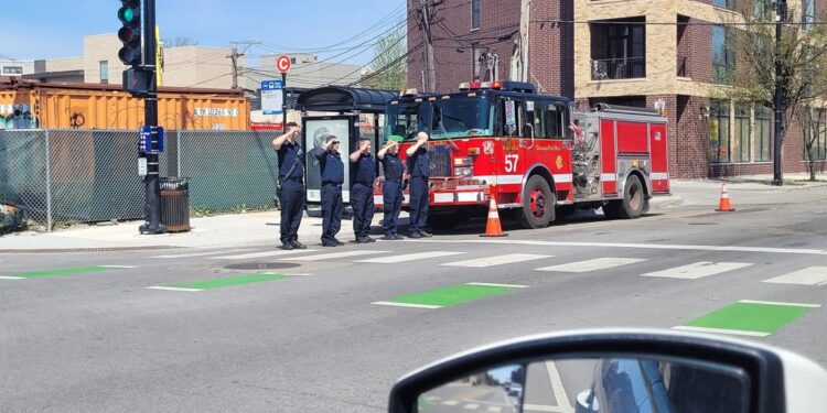 MUERE BOMBERO DE CHICAGO EN CUMPLIMIENTO DEL DEBER