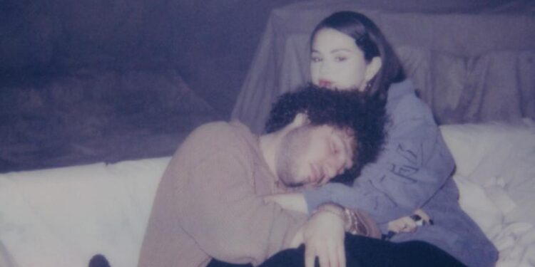 SELENA Y BENNY ESTRENAN ÁLBUM DELUXE; CONFIRMAN COLABORACIONES INESPERADAS Y VIDEOCLIP TEMÁTICO 1 SELENA Y BENNY ESTRENAN ÁLBUM DELUXE; CONFIRMAN COLABORACIONES INESPERADAS Y VIDEOCLIP TEMÁTICO