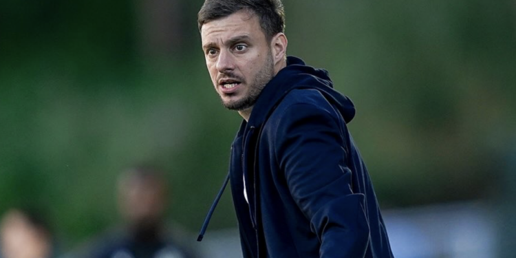 CASTIGO A ANSELMI TRAS DERROTA DEL PORTO