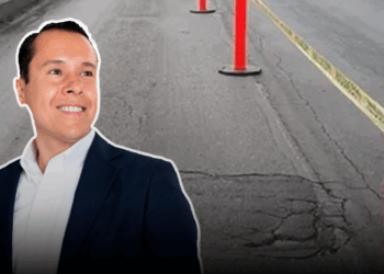 ARMA DANIEL CARRILLO CAOS VIAL EN NOGALAR; INICIA ALCALDE DE SAN NICOLÁS REPARACIÓN… ¡EN PLENO REGRESO A CLASES!