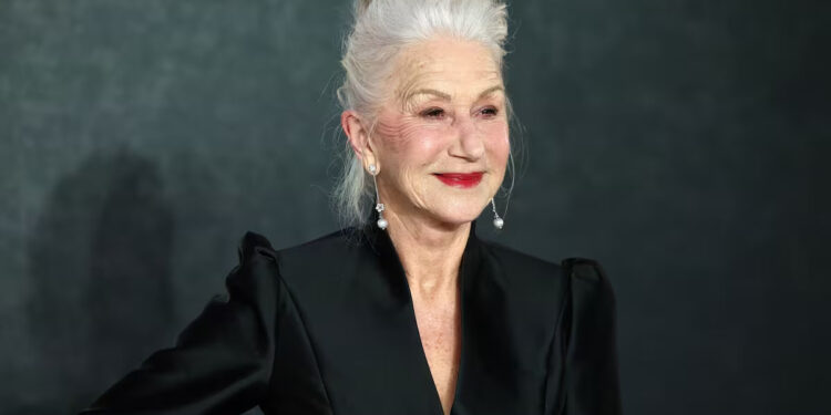 HELEN MIRREN SE PRONUNCIA CONTRA UN JAMES BOND FEMENINO 1 HELEN MIRREN SE PRONUNCIA CONTRA UN JAMES BOND FEMENINO