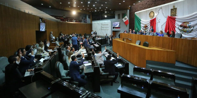 APRUEBA CONGRESO '3 DE 3 CONTRA LA VIOLENCIA'; BUSCAN DIPUTADOS PROHIBIR QUE DEUDORES DE PENSIÓN ALIMENTICIA, AGRESORES SEXUALES Y VIOLENTADORES OCUPEN CARGOS PÚBLICOS 1 APRUEBA CONGRESO ‘3 DE 3 CONTRA LA VIOLENCIA’; BUSCAN DIPUTADOS PROHIBIR QUE DEUDORES DE PENSIÓN ALIMENTICIA, AGRESORES SEXUALES Y VIOLENTADORES OCUPEN CARGOS PÚBLICOS