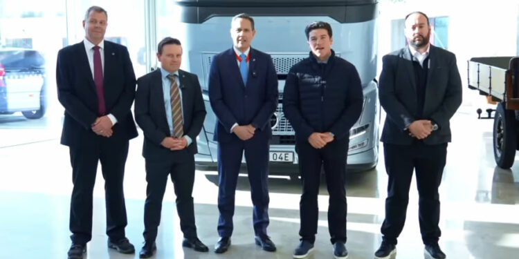 CAE EL PRIMER BILLÓN EN GIRA POR EUROPA; CONFIRMA VOLVO INVERSIÓN EN PLANTA DE CAMIONES EN NUEVO LEÓN 1 CAE EL PRIMER BILLÓN EN GIRA POR EUROPA; CONFIRMA VOLVO INVERSIÓN EN PLANTA DE CAMIONES EN NUEVO LEÓN