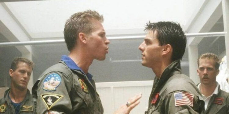 TOM CRUISE RINDE HOMENAJE A VAL KILMER EN EMOTIVO MOMENTO ANTE EL PÚBLICO