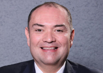 PIDE DIPUTADO DEL PRI LICENCIA PARA UNIRSE AL GABINETE DE ADRIÁN