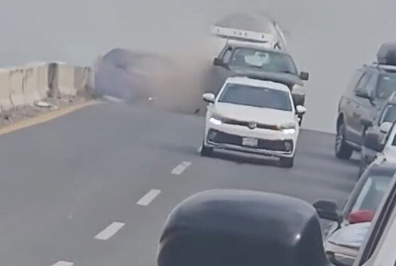 PROVOCAN GANDALLAS APARATOSO ACCIDENTE EN ANZALDUAS 1 PROVOCAN GANDALLAS APARATOSO ACCIDENTE EN ANZALDUAS