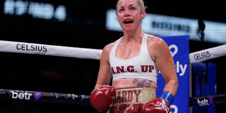 HEATHER HARDY ENFRENTA SU PELEA MÁS DIFÍCIL FUERA DEL RING