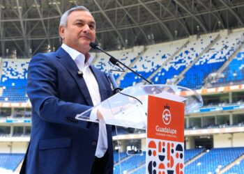 LANZA HÉCTOR GARCÍA TARJETA ´CRECEMOS’ PARA APOYAR A POBLACIÓN VULNERABLE DE GUADALUPE. 3 LANZA HÉCTOR GARCÍA TARJETA ´CRECEMOS’ PARA APOYAR A POBLACIÓN VULNERABLE DE GUADALUPE.