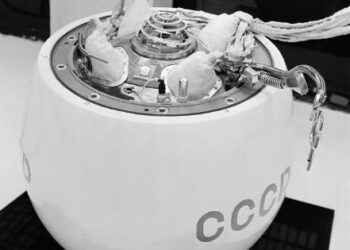 CÁPSULA SOVIÉTICA DE 500 KG CAERÁ DEL CIELO EN MAYO