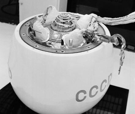 CÁPSULA SOVIÉTICA DE 500 KG CAERÁ DEL CIELO EN MAYO 1 CÁPSULA SOVIÉTICA DE 500 KG CAERÁ DEL CIELO EN MAYO