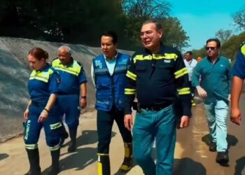 FUNAN A DANIEL CARRILLO EN REDES POR MINIMIZAR DERRAME TÓXICO DE TERNIUM EN ARROYO LA TALAVERNA; ASEGURA ALCALDE DE SAN NICOLÁS QUE AVANZA REMEDIACIÓN DE VERTIMIENTOS. 1 FUNAN A DANIEL CARRILLO EN REDES POR MINIMIZAR DERRAME TÓXICO DE TERNIUM EN ARROYO LA TALAVERNA; ASEGURA ALCALDE DE SAN NICOLÁS QUE AVANZA REMEDIACIÓN DE VERTIMIENTOS.