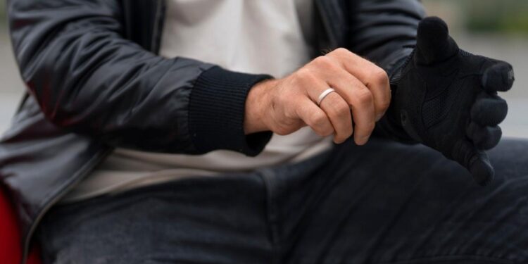 ANILLOS INTELIGENTES REEMPLAZAN A LOS SMARTWATCH