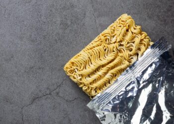 PELIGROS DE LAS SOPAS INSTANTÁNEAS