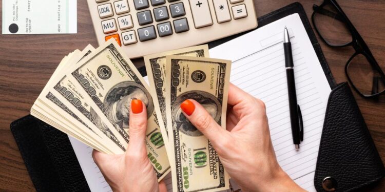 BUSCA ESTADOS UNIDOS PONER IMPUESTO A REMESAS; PLANTEAN REPUBLICANOS GRAVAR ENVÍOS CON 5%,