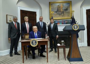 INDIA RESPONDE A EE.UU. CON POSIBLES ARANCELES RECÍPROCOS