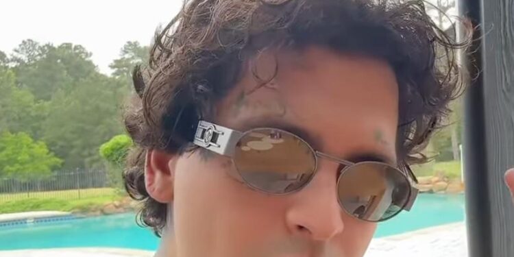 NODAL ADMITE: ÁNGELA LE GUSTABA CUANDO ERA MENOR 1 NODAL ADMITE: ÁNGELA LE GUSTABA CUANDO ERA MENOR