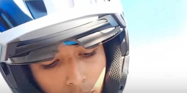 ‘PORQUE YO QUIERO TE LA VOY A QUITAR’ EXHIBEN PREPOTENCIA DE POLICÍA DE APODACA EN REVISIÓN A MOTOCICLISTA.