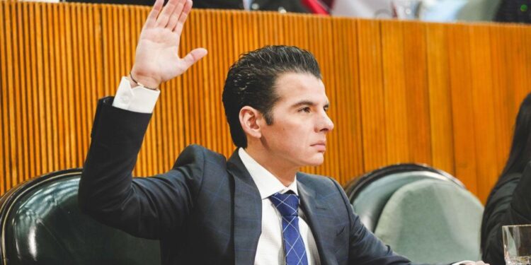 EXIGE MIKE FLORES JUSTICIA POR FEMINICIDIO DE NIÑA EN MONTERREY. 1 EXIGE MIKE FLORES JUSTICIA POR FEMINICIDIO DE NIÑA EN MONTERREY.