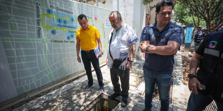 PRESENTARÁ MAURICIO DENUNCIA PENAL CONTRA EX FUNCIONARIOS DE MIGUEL TREVIÑO POR FALLAS EN OBRAS DEL CENTRITO VALLE. 1 PRESENTARÁ MAURICIO DENUNCIA PENAL CONTRA EX FUNCIONARIOS DE MIGUEL TREVIÑO POR FALLAS EN OBRAS DEL CENTRITO VALLE.