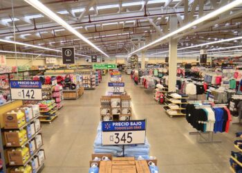 WALMART A LA VANGUARDIA; PRUEBA JORNADA DE 40 HORAS EN MÉXICO