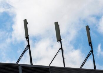 APPLE CANCELA SU PROYECTO DE INTERNET SATELITAL PARA EVITAR CONFLICTOS CON OPERADORES