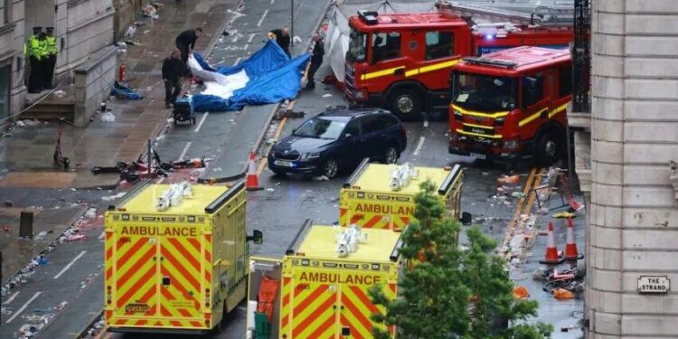 QUINTA NOTA: TRAGEDIA EN LIVERPOOL: ATROPELLO MASIVO DEJA 65 HERIDOS DURANTE CELEBRACIÓN