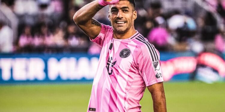 MESSI Y SUÁREZ LANZAN CLUB EN URUGUAY; COMPETIRÁN EN LIGA PROFESIONAL 1 MESSI Y SUÁREZ LANZAN CLUB EN URUGUAY; COMPETIRÁN EN LIGA PROFESIONAL