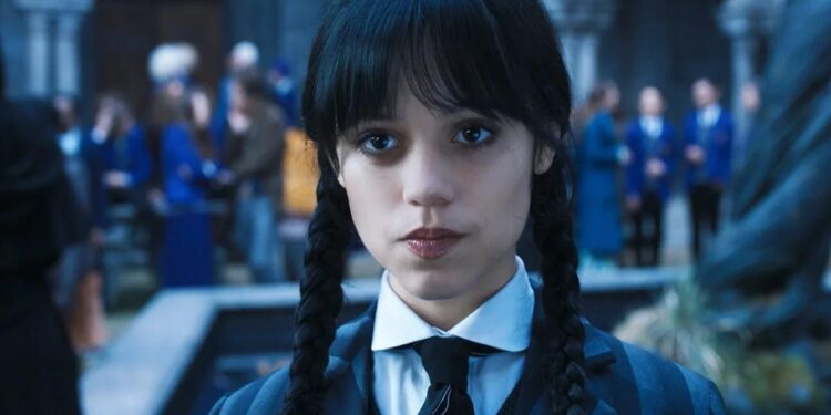 JENNA ORTEGA CONFIESA QUE VIVIÓ UN COLAPSO TRAS ‘MERLINA’