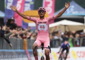 ISAAC DEL TORO, A UN PASO DE HACER HISTORIA